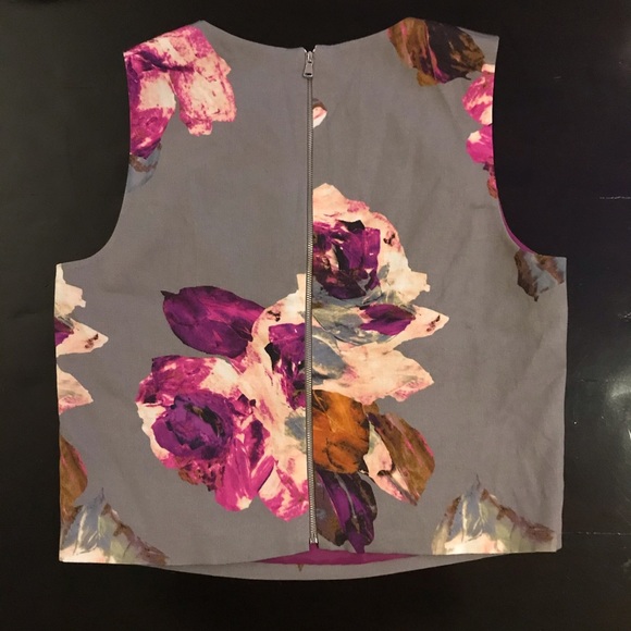 TRINA TURK Gray Floral Sleeveless Top ▪️ sz 6 - Picture 2 of 8